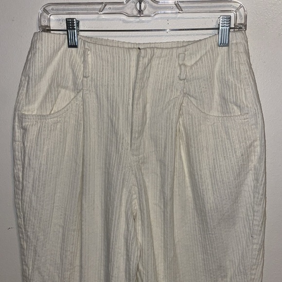Blu Pepper Ankle Crop Corduroy Pants Women’s Size Medium Straight Leg Cream - Picture 4 of 9